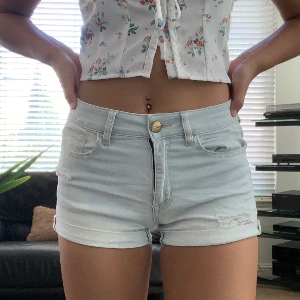 AMERICAN EAGLE JEAN SHORTS